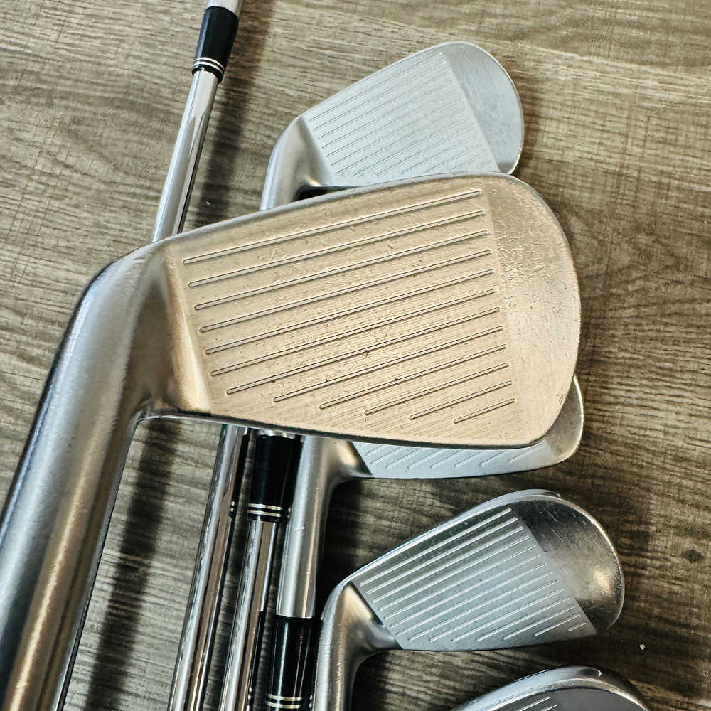 Z765 Iron Set 4-P / NS Pro Modus3 Steel, Stiff