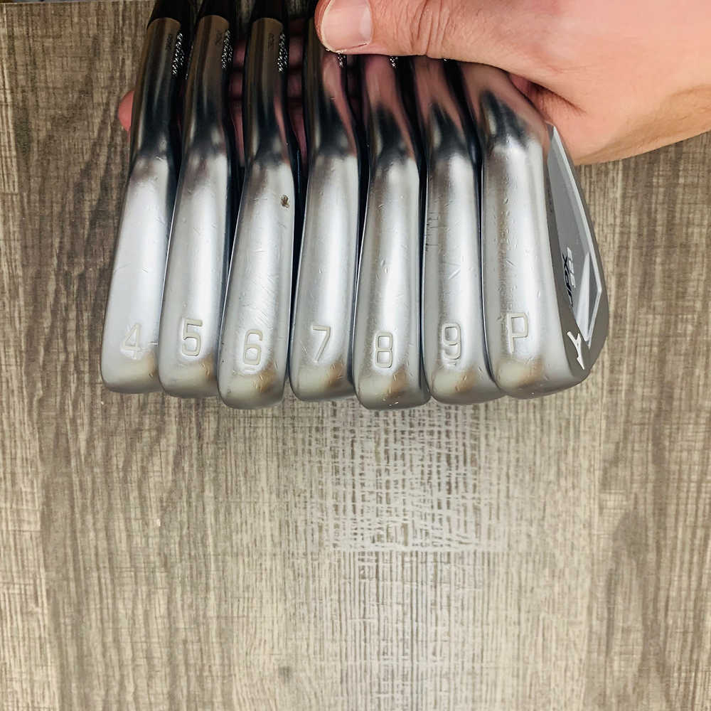 JPX 923 Tour Iron Set 4-P / KBS C-Taper Steel, X Stiff
