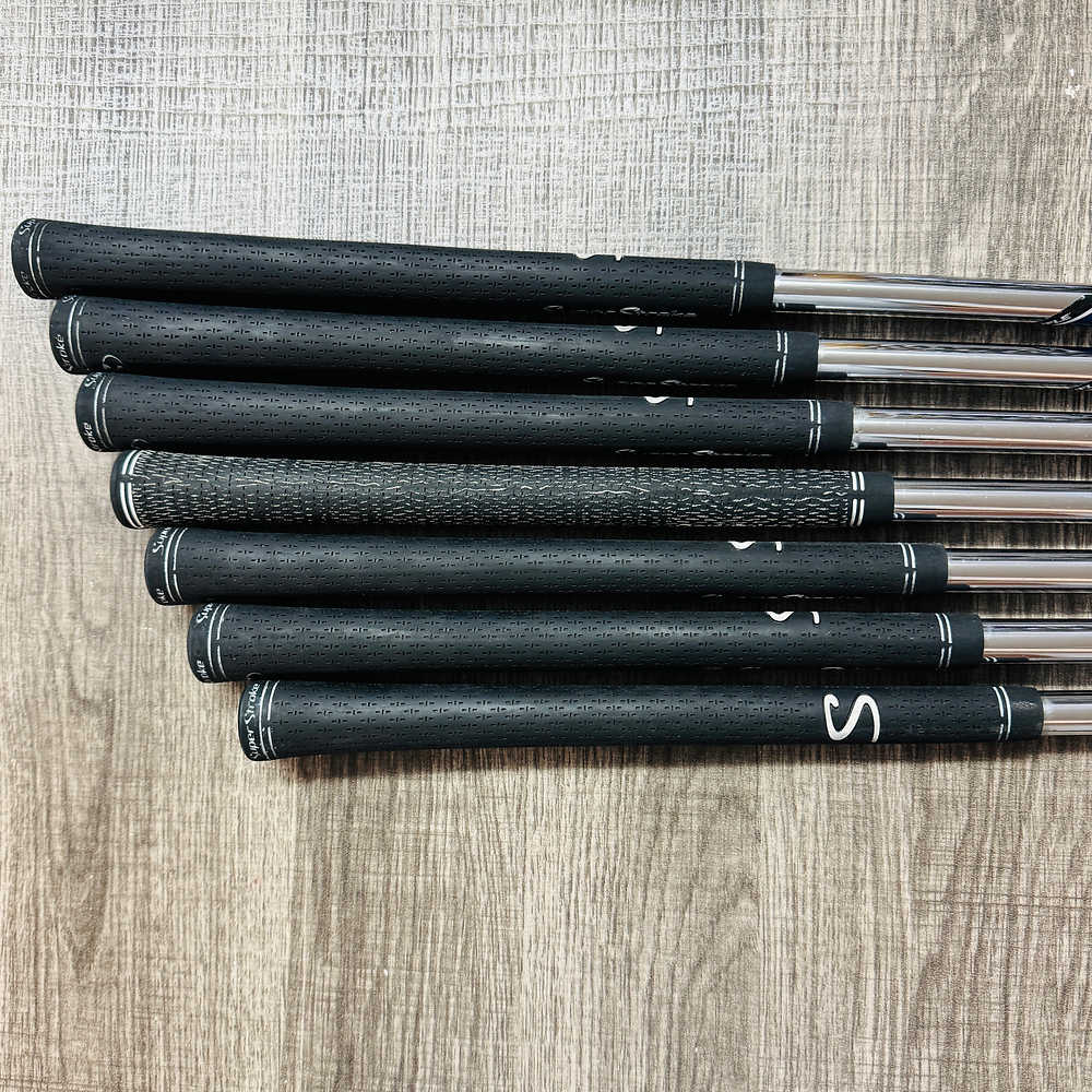 P7TW Iron Set 4-P / Project X Rifle 125g Steel, X Stiff