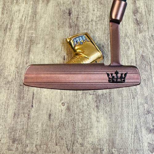 Lombardi Taormina Gold Putter w/ Headcover, 37”
